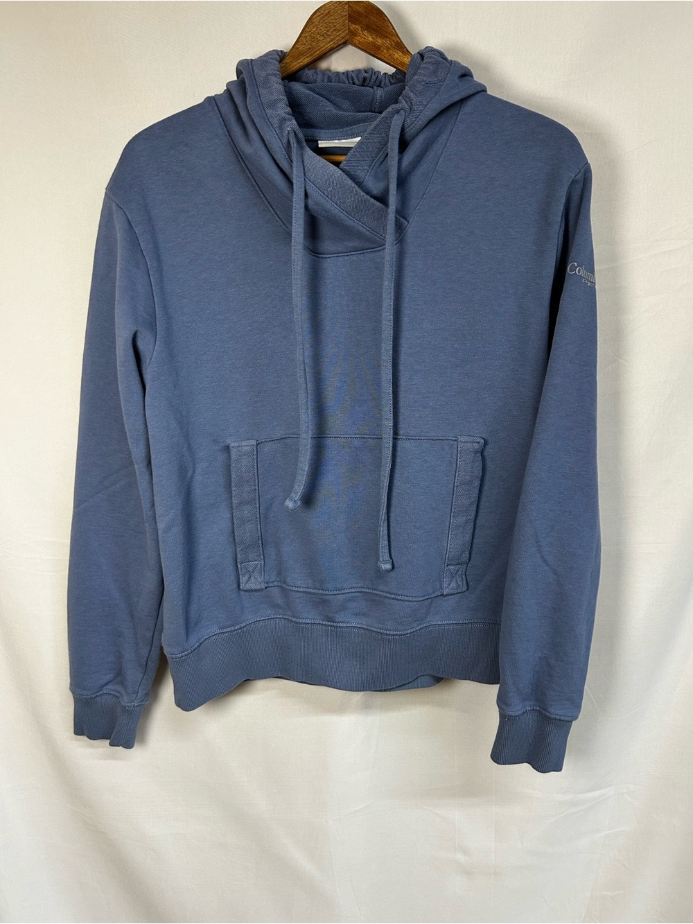 Columbia Sportswear PFG Women’s Medium Pullover Hoodie Sweatshirt Purple Color